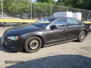 2012 Audi A8 z VIN WAURVAFD9CN012709, wystawiony jako Copart lot #56423795 z przebiegiem 191 566 mil mil oraz Czysty tytuł • Clean title. Historia ofert i sprzedaży dostępna na DreamBid. Obrazek 1.