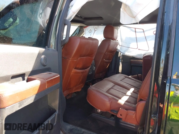 2013 Ford F-250 XL z VIN 1FT7W2BT6DEA30838, wystawiony jako IAAI lot #42035950 z przebiegiem 120 101 mil mil oraz . Historia ofert i sprzedaży dostępna na DreamBid. Obrazek 8.