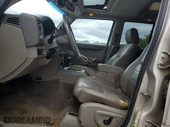 2007 Jeep Commander Sport with VIN 1J8HG48K27C510153, listed as a Copart auction lot 61045695 with 187,909 mi miles and Clean title. Bid and sale history available at DreamBid. Image 7.