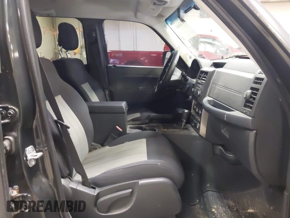 2010 Jeep Liberty Sport с VIN 1J4PN2GK5AW135468, выставлен на аукционе IAAI как лот 42763641 с пробегом 110 650 миль миль и . История ставок и продаж доступна на DreamBid. Изображение 5.
