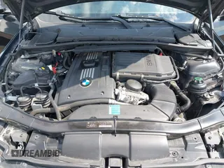 2007 BMW 3 Series 335i with VIN WBAVB73507VF54233, listed as a IAAI auction lot 39816172 with 96,076 mi miles. Bid and sale history available at carsss.com. Image 10.