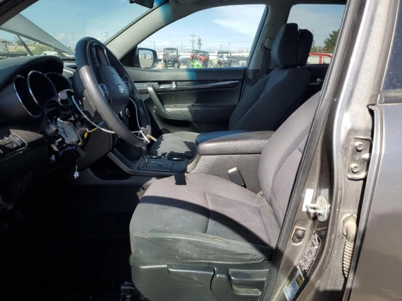 2011 Kia Sorento LX with VIN 5XYKTDA28BG169624, listed as a Copart auction lot 53676565 with 147,478 mi miles and Salvage Title. Bid and sale history available at carsss.com. Image 7.