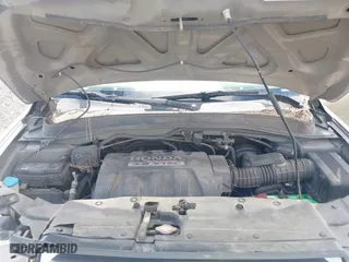 2008 Honda Pilot VP with VIN 5FNYF18228B005047, listed as a IAAI auction lot 41884691 with 260,166 mi miles. Bid and sale history available at carsss.com. Image 10.