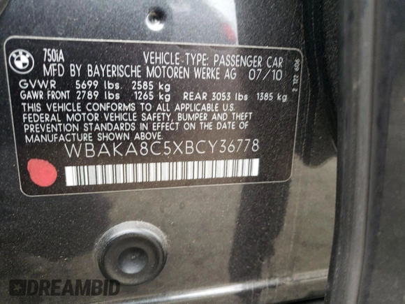 2011 BMW 7 Series 750i z VIN WBAKA8C5XBCY36778, wystawiony jako Copart lot #86220094 z przebiegiem 95 536 mil mil oraz Szkoda całkowita • Salvage title. Historia ofert i sprzedaży dostępna na DreamBid. Obrazek 12.