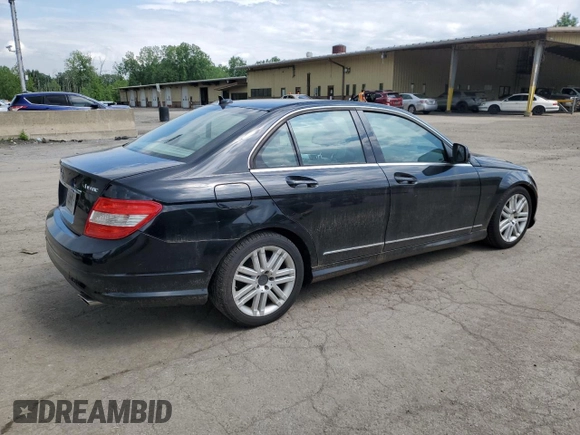 2009 Mercedes-Benz C 300 Sport z VIN WDDGF81X19R045261, wystawiony jako Copart lot #59180585 z przebiegiem 150 855 mil mil oraz Czysty tytuł • Clean title. Historia ofert i sprzedaży dostępna na DreamBid. Obrazek 3.