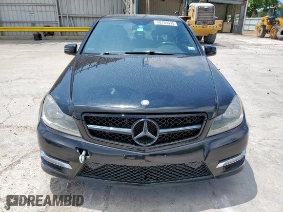 2014 Mercedes-Benz C 250 Sport with VIN WDDGF4HB9ER319044, listed as a Copart auction lot 58159395 with 122,330 mi miles and Clean title. Bid and sale history available at DreamBid. Image 5.