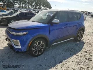 2021 Kia Soul X-Line with VIN KNDJ23AU3M7131812, listed as a Copart auction lot 76365534 with 31,198 mi miles and Salvage Title. Bid and sale history available at carsss.com. Image 1.