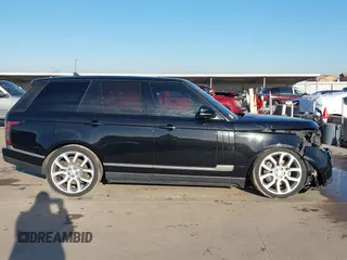 2015 Land Rover Range Rover Supercharged z VIN SALGS2TF1FA240478, wystawiony jako IAAI lot #41333524 z przebiegiem 72 110 mil mil oraz . Historia ofert i sprzedaży dostępna na DreamBid. Obrazek 14.