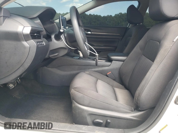 2019 Nissan Altima S z VIN 1N4BL4BV4KC221429, wystawiony jako Copart lot #67960334 z przebiegiem 101 617 mil mil oraz Szkoda całkowita • Salvage title. Historia ofert i sprzedaży dostępna na DreamBid. Obrazek 7.