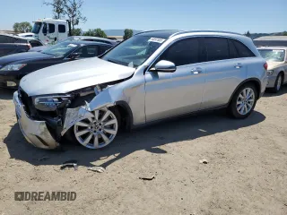 2020 Mercedes-Benz GLC 300 z VIN WDC0G8EB9LF676592, wystawiony jako Copart lot #54897605 z przebiegiem 20 925 mil mil oraz Szkoda całkowita • Salvage title. Historia ofert i sprzedaży dostępna na DreamBid. Obrazek 1.
