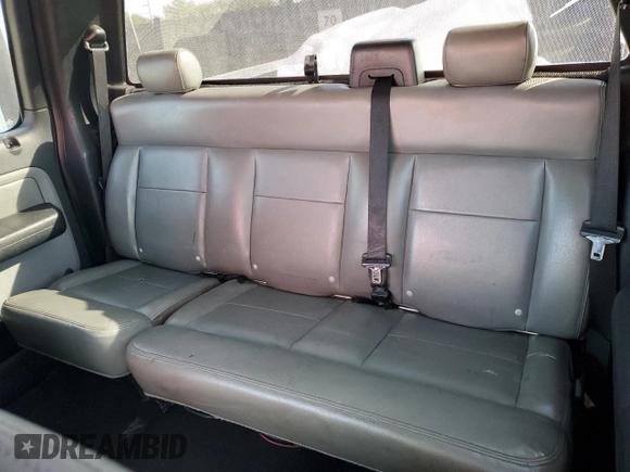 2004 Ford F-150 XLT with VIN 1FTPW14524KA67802, listed as a Copart auction lot 87578135 with 211,584 mi miles and Clean Title. Bid and sale history available at carsss.com. Image 10.