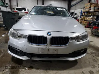 2018 BMW 3 Series 320i xDrive with VIN WBA8E5G50JNV02124, listed as a Copart auction lot 44439065 with 97,527 mi miles and Salvage Title. Bid and sale history available at carsss.com. Image 5.