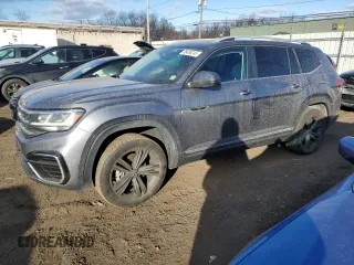 2022 Volkswagen Atlas 3.6L V6 SEL R-Line with VIN 1V2AR2CA1NC517564, listed as a Copart auction lot 88488245 with 80,121 mi miles and Salvage Title. Bid and sale history available at carsss.com. Image 1.
