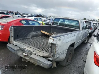 1999 Dodge Ram 2500 with VIN 1B7KC2364XJ541343, listed as a Copart auction lot 49645834 with 129,901 mi miles and Salvage Title. Bid and sale history available at carsss.com. Image 3.