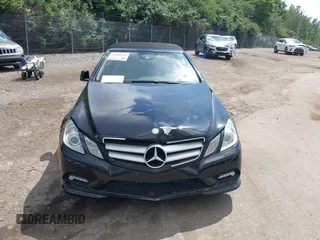2011 Mercedes-Benz E 550 with VIN WDDKK7CF2BF065434, listed as a IAAI auction lot 42560763 with 85,579 mi miles and . Bid and sale history available at DreamBid. Image 12.