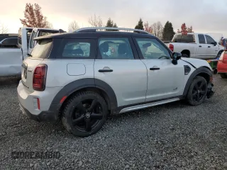 2021 MINI Countryman Cooper with VIN WMZ43BR09M3M93186, listed as a Copart auction lot 82433544 with 54,619 mi miles and Salvage title. Bid and sale history available at DreamBid. Image 3.