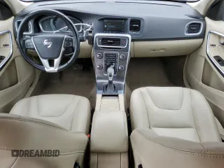 2015 Volvo S60 T5 Drive-E Premier z VIN YV140MFB2F1315820, wystawiony jako Copart lot #48077765 z przebiegiem 116 473 mil mil oraz Szkoda całkowita • Salvage title. Historia ofert i sprzedaży dostępna na DreamBid. Obrazek 8.
