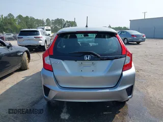 2017 Honda Fit LX z VIN 3HGGK5H50HM705123, wystawiony jako IAAI lot #42427270 z przebiegiem 328 978 mil mil oraz . Historia ofert i sprzedaży dostępna na DreamBid. Obrazek 16.