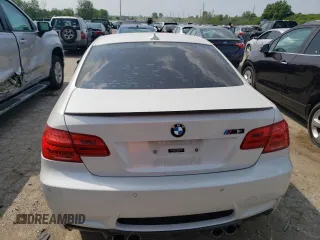 2012 BMW M3 z VIN WBSKG9C56CE798133, wystawiony jako Copart lot #53329103 z przebiegiem Nie podano mil oraz Szkoda całkowita • Salvage title. Historia ofert i sprzedaży dostępna na DreamBid. Obrazek 6.