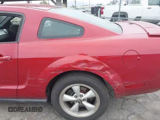 2008 Ford Mustang Deluxe with VIN 1ZVHT80N985100100, listed as a IAAI auction lot 42450593 with 164,853 mi miles and . Bid and sale history available at DreamBid. Image 6.