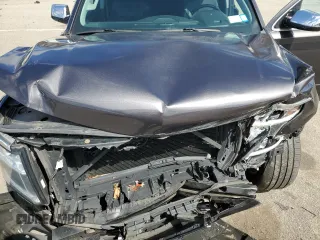 2016 Chevrolet Tahoe LTZ z VIN 1GNSKCKC3GR433613, wystawiony jako Copart lot #51834575 z przebiegiem 159 073 mil mil oraz Szkoda całkowita • Salvage title. Historia ofert i sprzedaży dostępna na DreamBid. Obrazek 12.