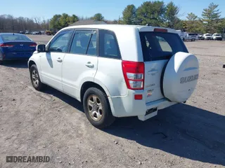 2008 Suzuki Grand Vitara with VIN JS3TE941684100194, listed as a IAAI auction lot 41829637 with 147,234 mi miles. Bid and sale history available at carsss.com. Image 3.