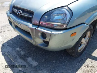 2007 Hyundai Tucson GLS with VIN KM8JM12B27U648659, listed as a IAAI auction lot 41975422 with 248,625 mi miles. Bid and sale history available at carsss.com. Image 6.