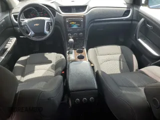 2015 Chevrolet Traverse LT z VIN 1GNKRGKD4FJ117534, wystawiony jako Copart lot #56562735 z przebiegiem Nie podano mil oraz Szkoda całkowita • Salvage title. Historia ofert i sprzedaży dostępna na DreamBid. Obrazek 8.