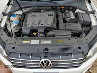 2014 Volkswagen Passat SEL Premium with VIN 1VWCN7A33EC109183, listed as a Copart auction lot 61369595 with 146,794 mi miles and Salvage title. Bid and sale history available at DreamBid. Image 11.