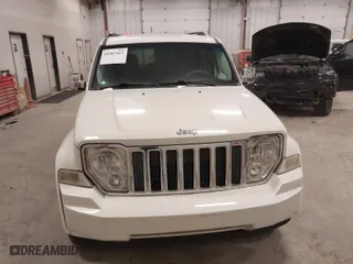2010 Jeep Liberty Sport with VIN 1J4PN2GK4AW115017, listed as a IAAI auction lot 41983415 with 204,750 mi miles. Bid and sale history available at carsss.com. Image 6.