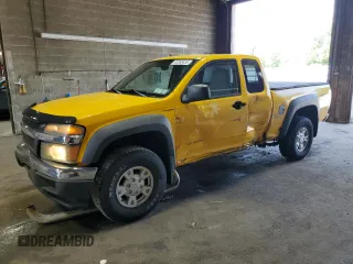 2005 Chevrolet Colorado Z71 with VIN 1GCDT196458245544, listed as a Copart auction lot 62383435 with 106,126 mi miles and Salvage title. Bid and sale history available at DreamBid. Image 1.