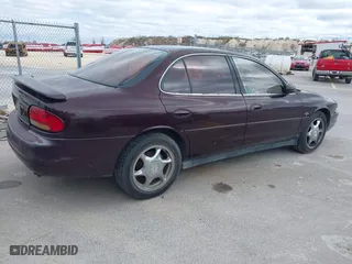 2002 Oldsmobile Intrigue GL with VIN 1G3WS52H52F283810, listed as a IAAI auction lot 41585482 with 118,623 mi miles. Bid and sale history available at carsss.com. Image 4.