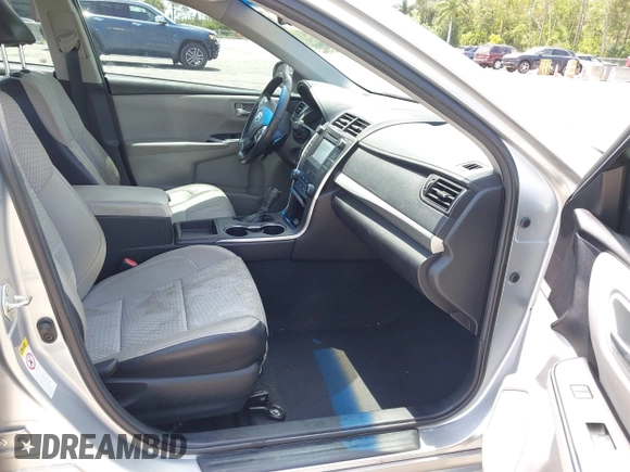 2015 Toyota Camry XLE z VIN 4T1BF1FK5FU970543, wystawiony jako IAAI lot #42373776 z przebiegiem 119 090 mil mil oraz . Historia ofert i sprzedaży dostępna na DreamBid. Obrazek 5.
