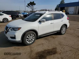 2017 Nissan Rogue SV z VIN KNMAT2MT2HP548631, wystawiony jako Copart lot #54296645 z przebiegiem 147 708 mil mil oraz Czysty tytuł • Clean title. Historia ofert i sprzedaży dostępna na DreamBid. Obrazek 1.
