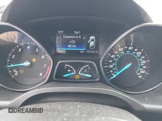 2013 Ford Escape SE with VIN 1FMCU0GX5DUB68604, listed as a IAAI auction lot 42126594 with 165,540 mi miles and . Bid and sale history available at carsss.com. Image 7.