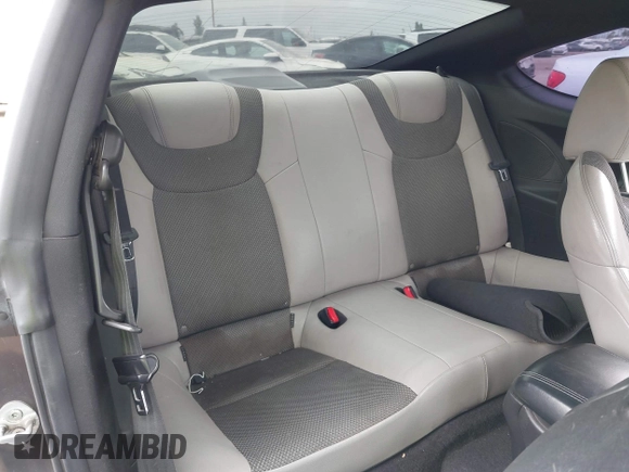 2013 Hyundai Genesis Coupe Premium with VIN KMHHT6KD1DU099404, listed as a IAAI auction lot 42379613 with 110,507 mi miles and . Bid and sale history available at DreamBid. Image 8.
