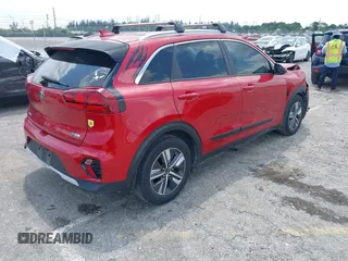 2020 Kia Niro LX with VIN KNDCB3LCXL5436098, listed as a IAAI auction lot 42037995 with 22,080 mi miles and . Bid and sale history available at DreamBid. Image 4.