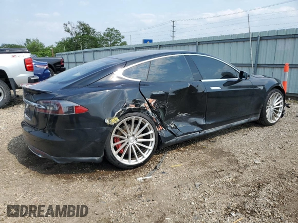 2014 Tesla Model S 60 with VIN 5YJSA1H11EFP36611, listed as a Copart auction lot 59544085 with 97,214 mi miles and Salvage title. Bid and sale history available at DreamBid. Image 3.