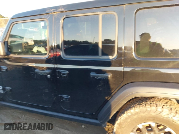 2020 Jeep Wrangler Unlimited Sport S z VIN 1C4HJXDN9LW322426, wystawiony jako IAAI lot #41138988 z przebiegiem 70 261 mil mil oraz . Historia ofert i sprzedaży dostępna na DreamBid. Obrazek 14.
