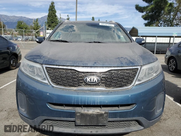 2014 Kia Sorento LX with VIN 5XYKT4A7XEG459296, listed as a Copart auction lot 78542994 with Not Provided miles and Clean Title. Bid and sale history available at carsss.com. Image 5.