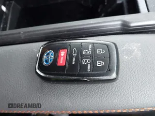 2023 Toyota Sienna XSE with VIN 5TDDSKFC5PS104449, listed as a IAAI auction lot 42270422 with 28,016 mi miles and . Bid and sale history available at DreamBid. Image 11.