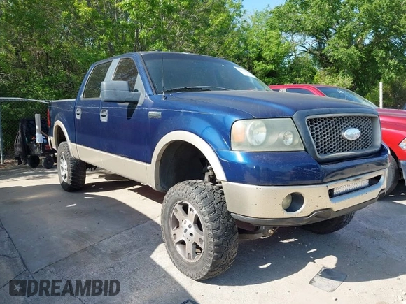 2007 Ford F-150 XLT with VIN 1FTPW14V17KB11888, listed as a IAAI auction lot 42014019 with 175,417 mi miles. Bid and sale history available at carsss.com. Image 1.