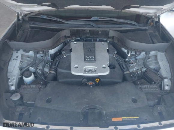2014 Infiniti QX70 with VIN JN8CS1MWXEM413656, listed as a IAAI auction lot 42084546 with 102,913 mi miles. Bid and sale history available at carsss.com. Image 10.