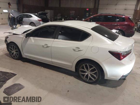 2019 Acura ILX w/Premium Pkg with VIN 19UDE2F71KA010585, listed as a IAAI auction lot 41282658 with 60,854 mi miles. Bid and sale history available at carsss.com. Image 3.