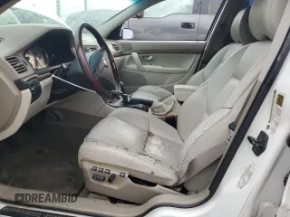 2006 Volvo S80 z VIN YV1TS592061445909, wystawiony jako Copart lot #42800555 z przebiegiem 198 600 mil mil oraz Szkody całkowita. Historia ofert i sprzedaży dostępna na DreamBid. Obrazek 7.
