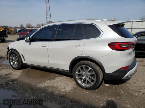 2023 BMW X5 xDrive40i with VIN 5UXCR6C04P9P97021, listed as a Copart auction lot 49247845 with 44,268 mi miles and Salvage Title. Bid and sale history available at DreamBid. Image 2.