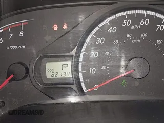 2014 Toyota Sienna LE with VIN 5TDJK3DC9ES071870, listed as a IAAI auction lot 41133491 with 82,134 mi miles. Bid and sale history available at carsss.com. Image 15.