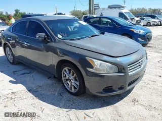 2010 Nissan Maxima 3.5 SV w/Premium Pkg with VIN 1N4AA5AP6AC831809, listed as a IAAI auction lot 41684547 with 123,194 mi miles. Bid and sale history available at carsss.com. Image 1.