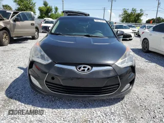 2013 Hyundai Veloster w/Gray Int with VIN KMHTC6AD0DU146529, listed as a Copart auction lot 62612425 with 128,554 mi miles and Clean title. Bid and sale history available at DreamBid. Image 5.