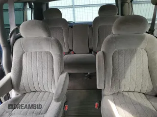2005 GMC Safari with VIN 1GKDM19XX5B503319, listed as a Copart auction lot 50803205 with 183,870 mi miles and Salvage Title. Bid and sale history available at carsss.com. Image 10.